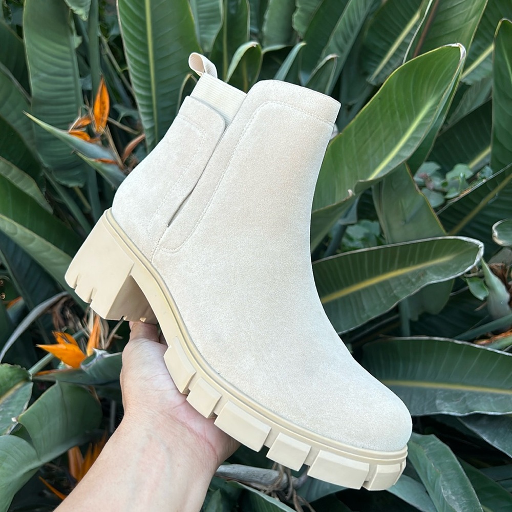 New Women Chelsea Ankle Boot Suede Nude 9